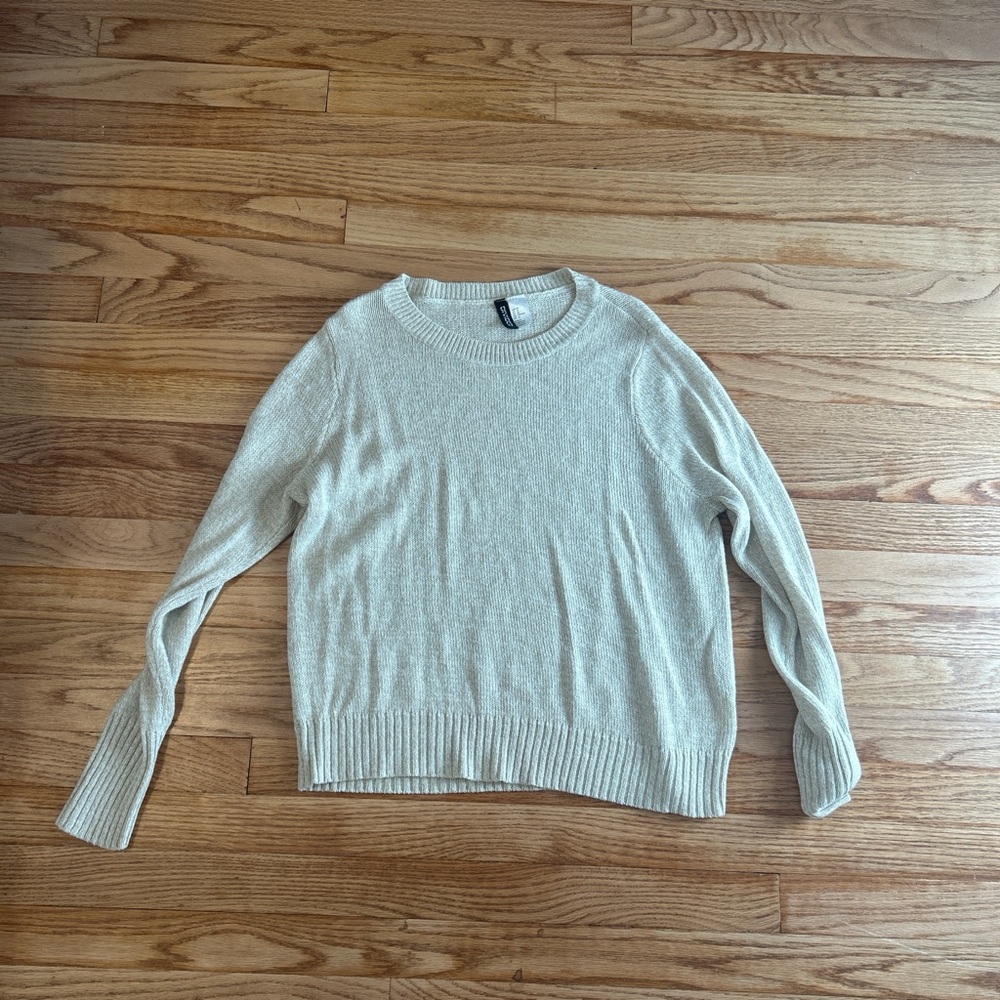H&M lightweight knit sweater